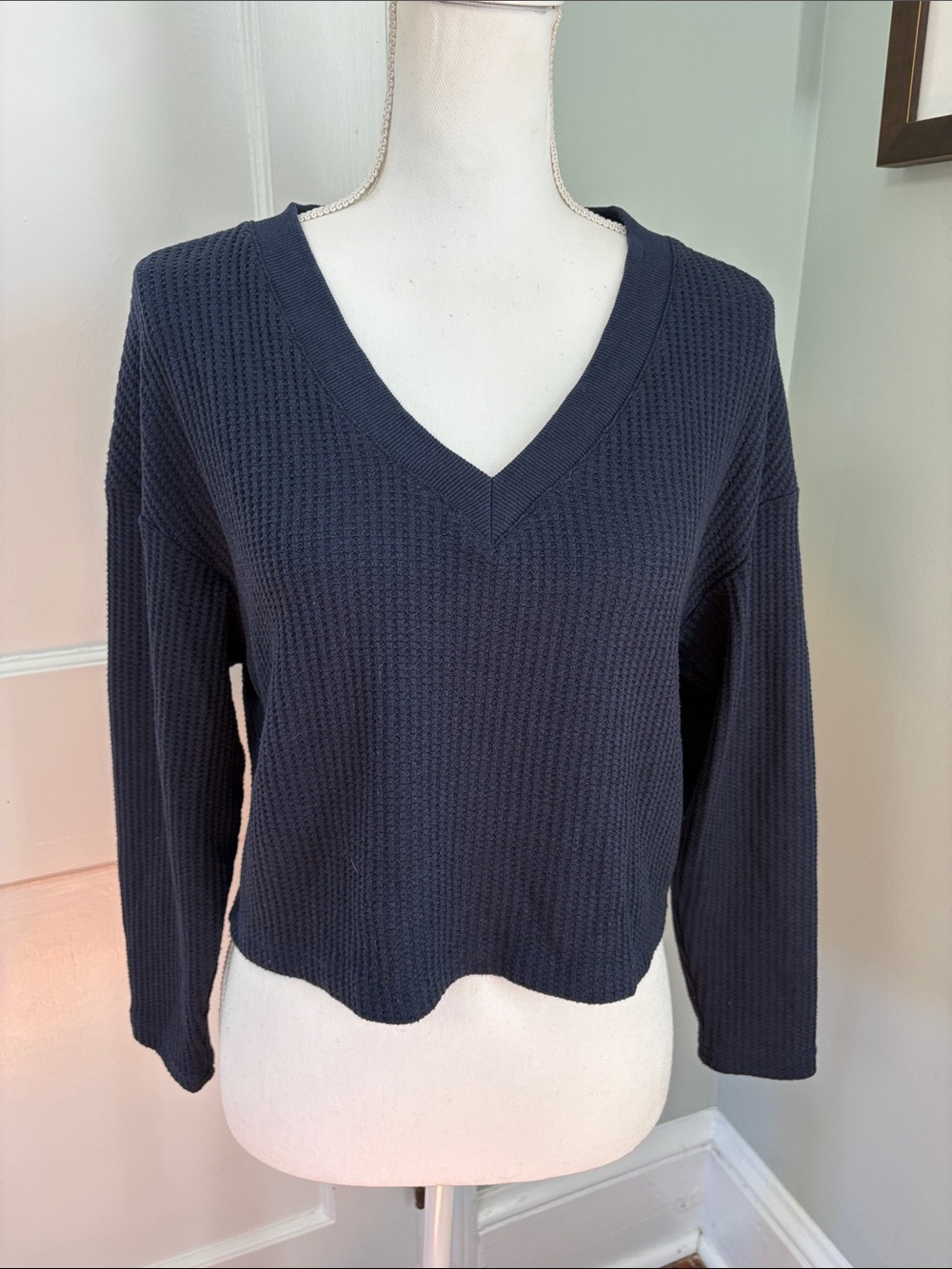 zeagoo Navy Waffle V-Neck Long Sleeve Cropped Shirt Top size Small